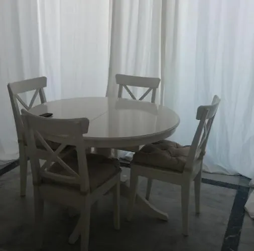 아파트 House Penthouse *